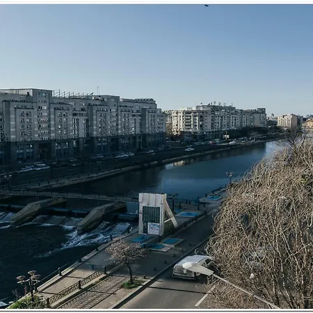 River View - Old City Studio Apartment Bucharest